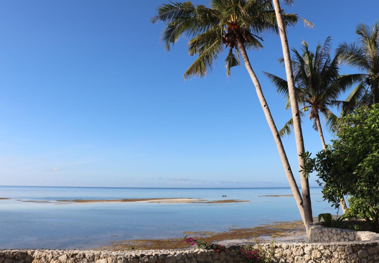 Island View Beachfront Resort Anda  Luaran gambar