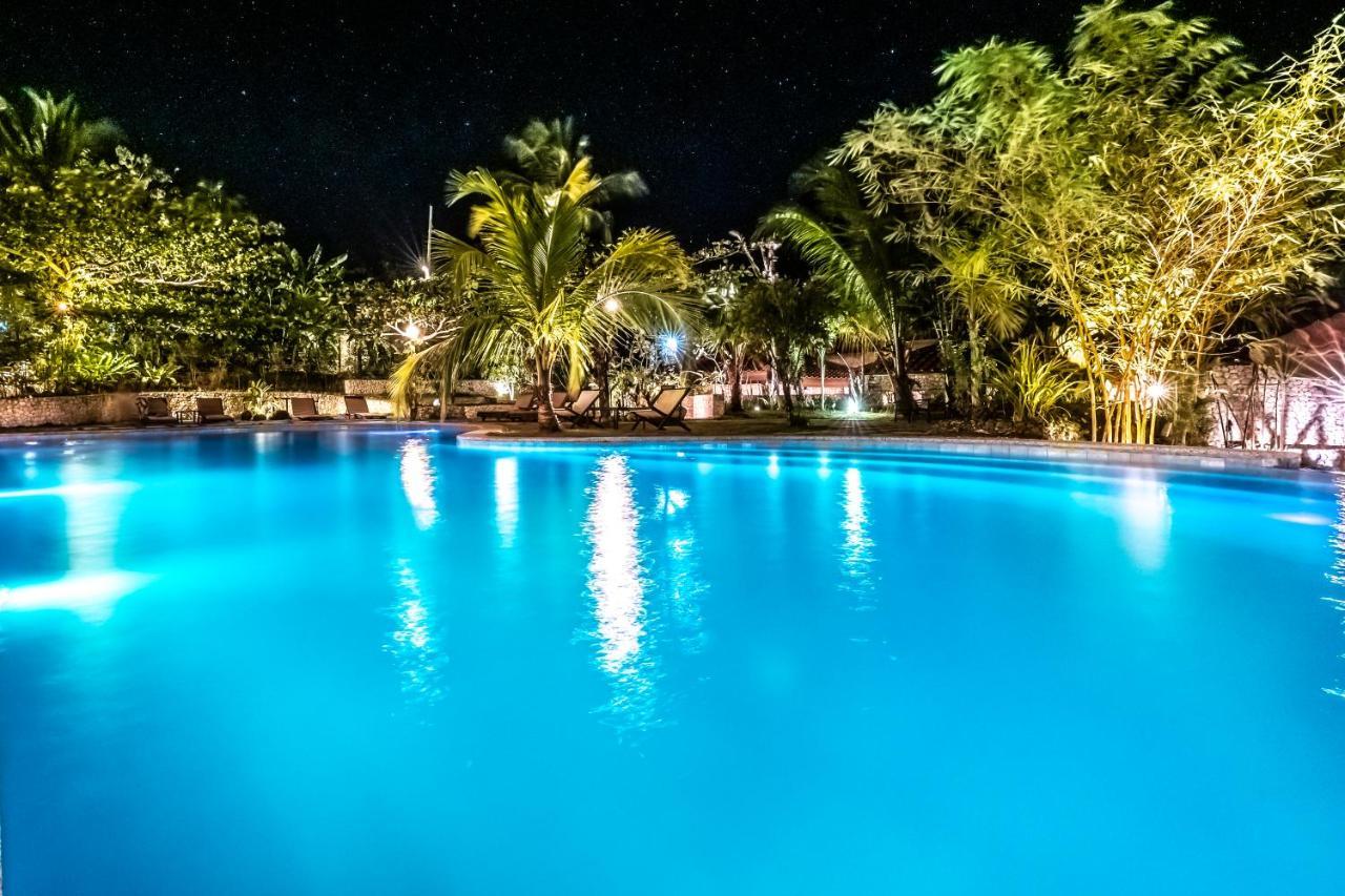 Island View Beachfront Resort Anda  Luaran gambar